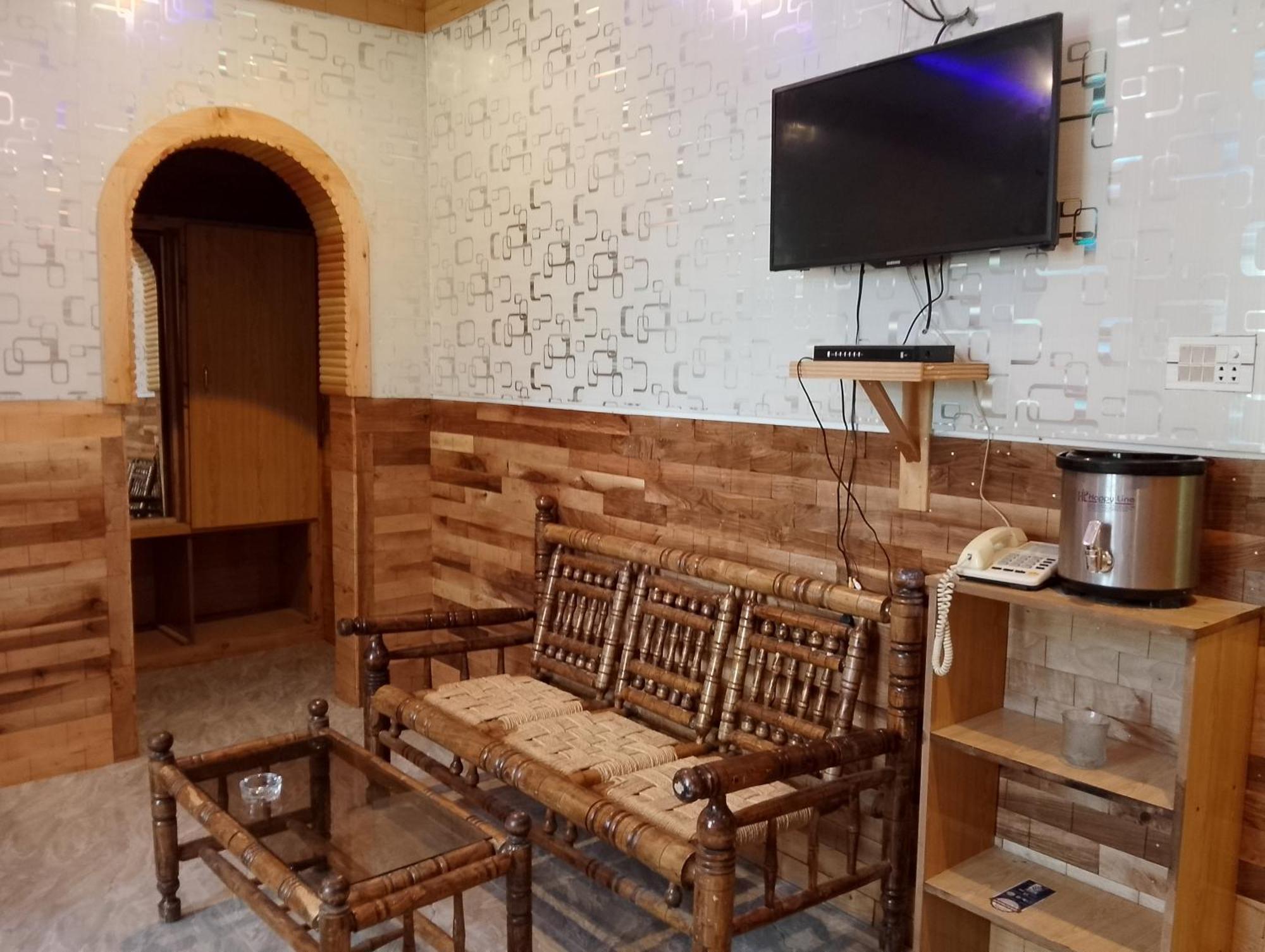 Eagle Nest Cottage, Kalam Buitenkant foto